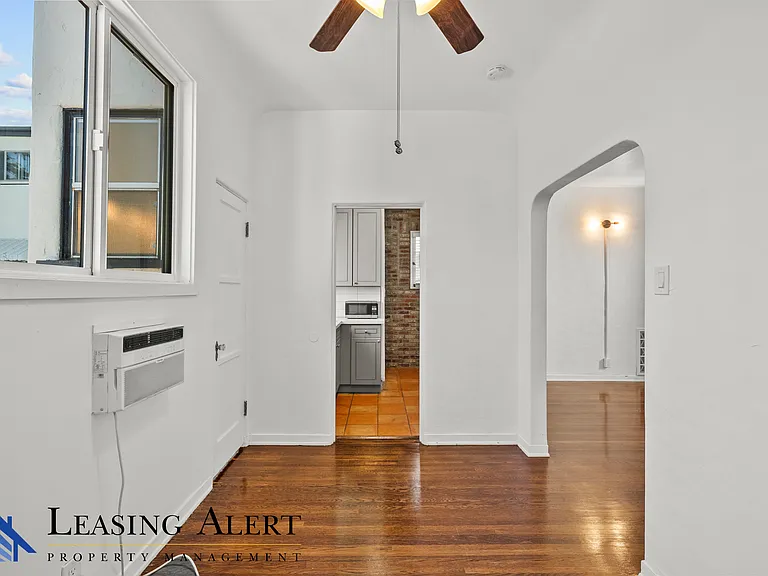 8218 Norton Ave #1/2 — Photo 10