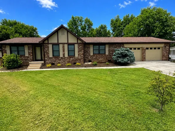 7314 Homestead Dr, Knoxville, TN 37918