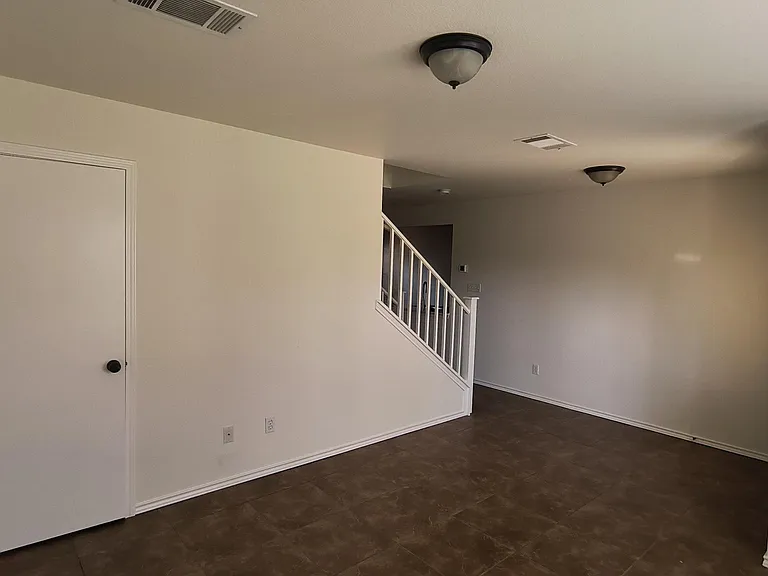 1500 Shady Creek Trl — Photo 4