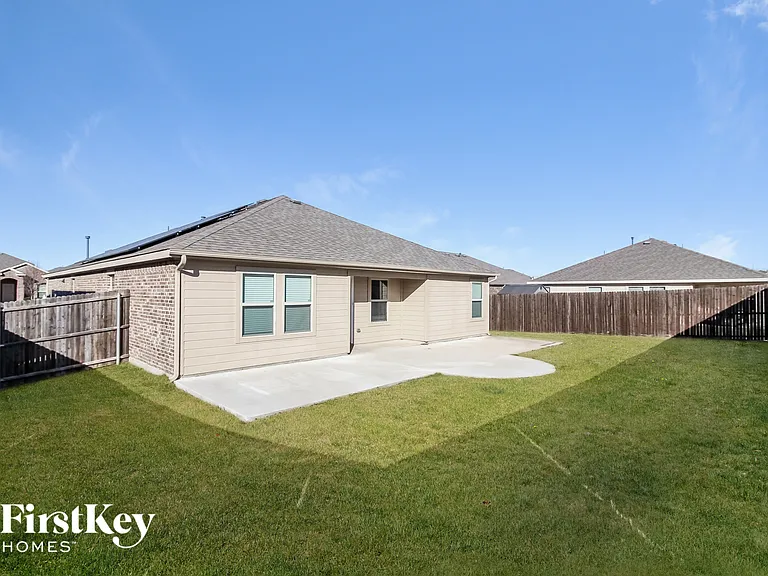 1307 Bent Grass Dr — Photo 15