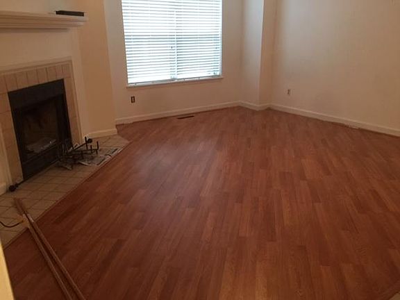 2nd image of 418 Delaware Ave APT 105