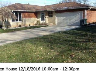411 S Roger St, Kimberly, WI 54136