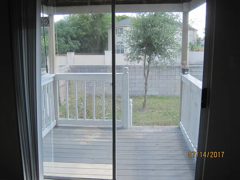 4906 Kenton Lake — Photo 18