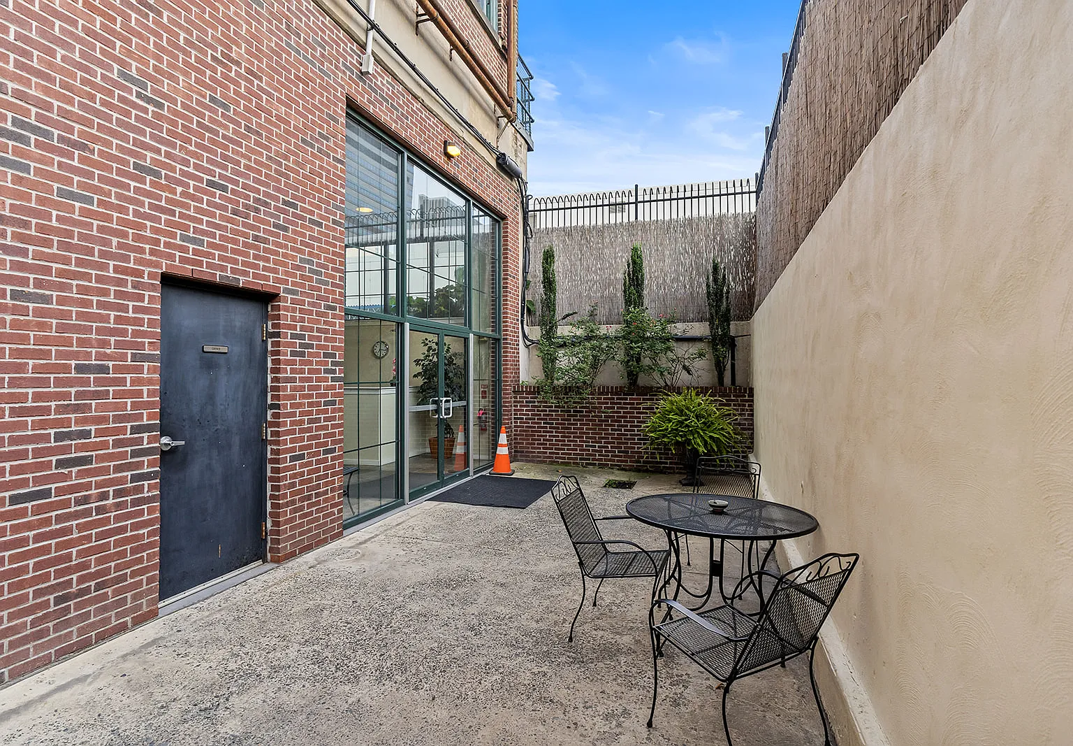 The Lofts at Winston (AKA Winston Lofts) — Photo 3