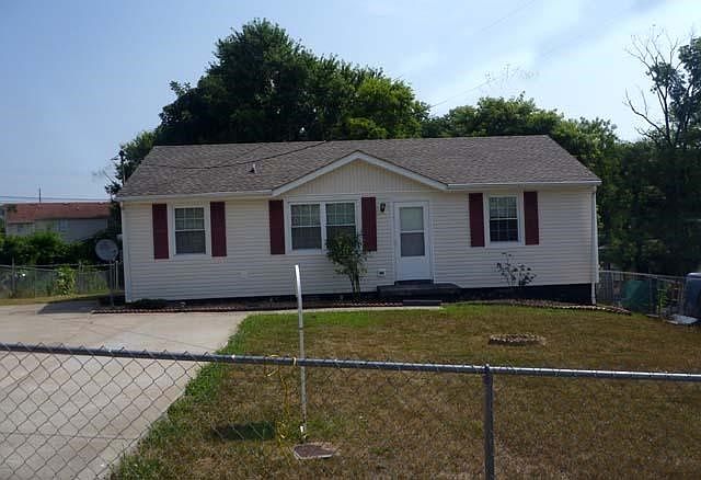 1st image of 229 Creekside Dr