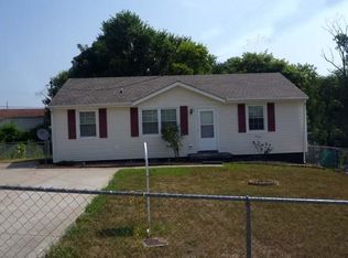 229 Creekside Dr, Clarksville, TN 37042