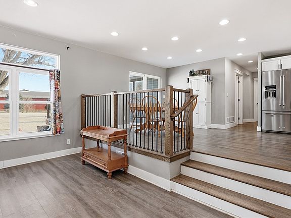 5th image of 3313 Wubbens Rd