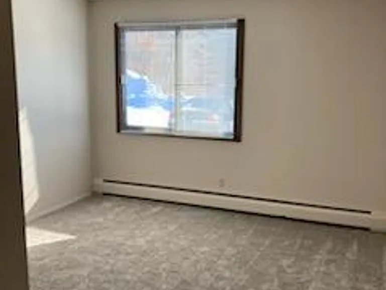 107 7th St N - Mora Apartments — Photo 4