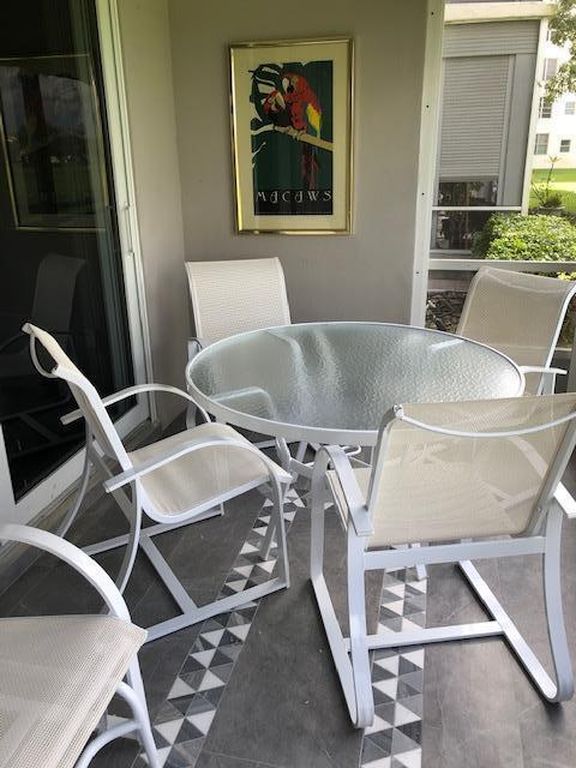 3980 Oaks Clubhouse Dr APT 101, photo 3