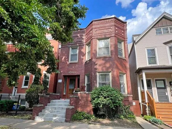 3709 N Bosworth Ave, Chicago, IL 60613