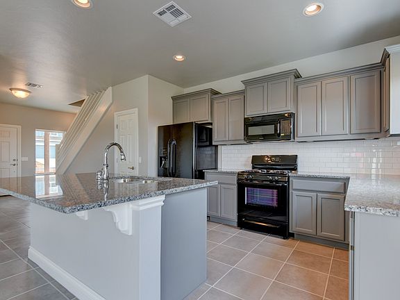 4th image of 17617 Hampton Park Dr #A