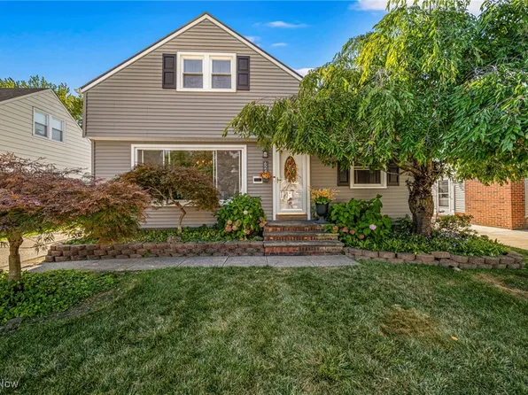 624 E 315th St, Willowick, OH 44095