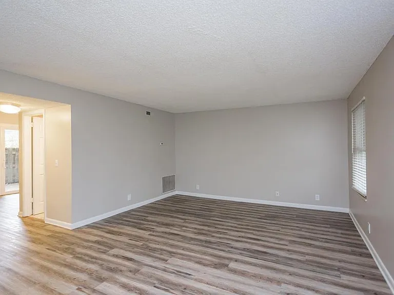 Living room2