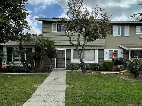 2nd image of 9572 Cornwall Dr