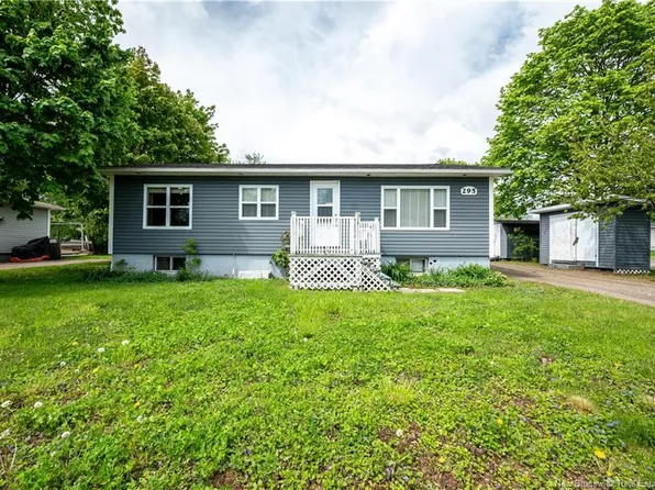 295 Buckingham Ave, Riverview, NB E1B 2P4