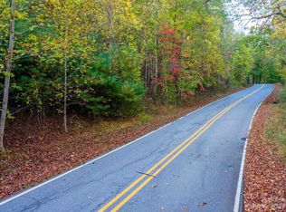 675 Loggers Run, Hendersonville, NC 28739