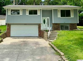 6718 N 65th Ave, Omaha, NE 68152