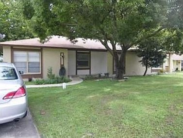 2nd image of 11509 Valencia Dr