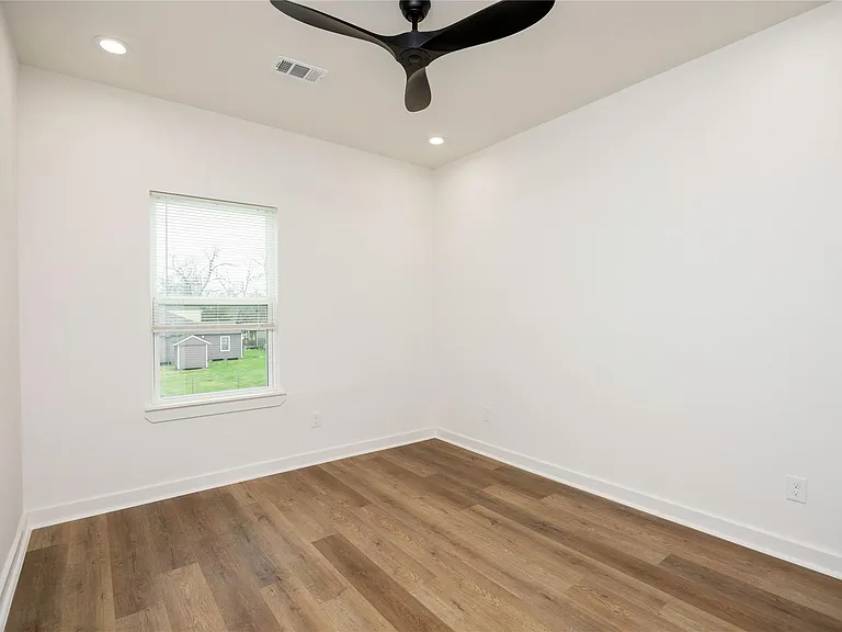 2753 Redrock St #B — Photo 29