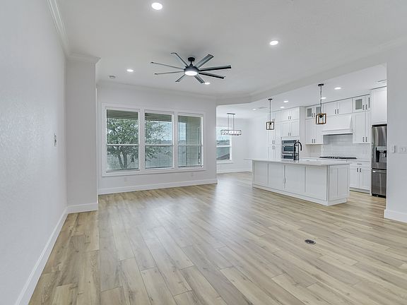 5th image of 27455 Camino Tower
