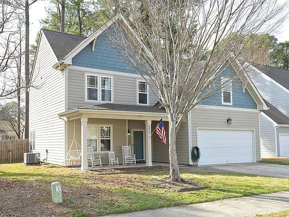 2nd image of 4054 Landover Ln