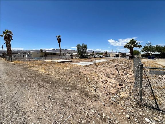 4th image of 1204 S Zircon Avenue