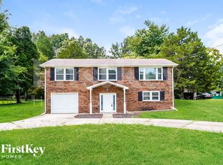 2270 Provo Dr, Clarksville, TN 37040