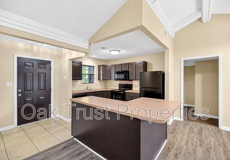 103 Cambell Ct — Photo 5
