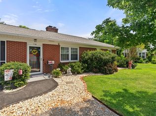 736 Sandusky Dr, Lynchburg, VA 24502