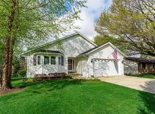 1261 Lake Summerset Rd, Davis, IL 61019