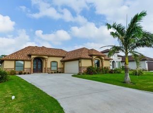 67 Bethpage Dr, Laguna Vista, TX 78578