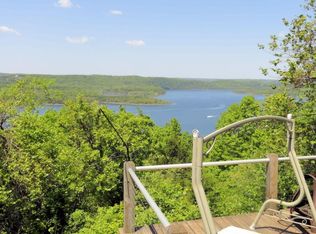 67 Bishop Ln, Kimberling City, MO 65686