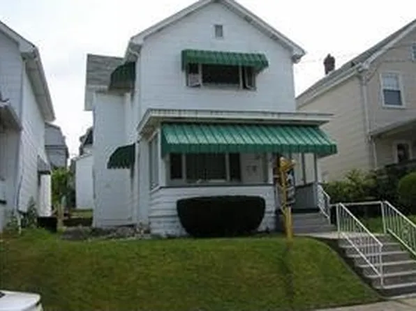 2010 Kenneth Ave, Arnold, PA 15068