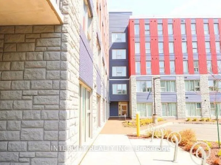 77 Leland St #425 — Photo 9