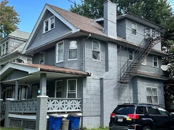 3889 W 33rd St, Cleveland, OH 44109