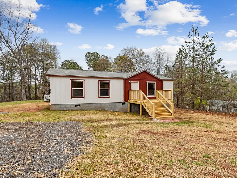 3530 Suggs Rd — Photo 1