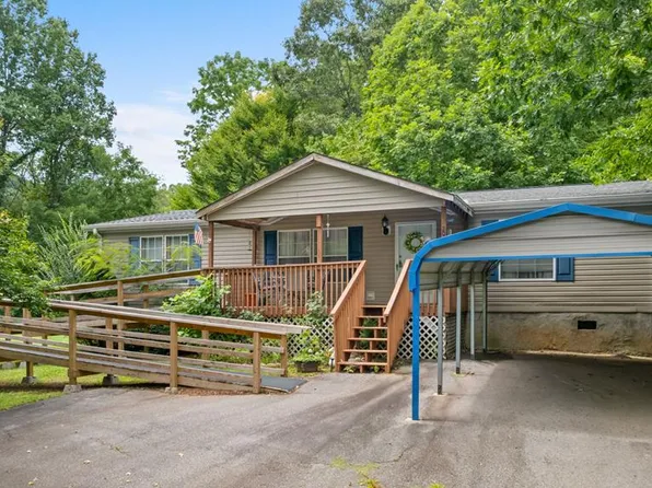 206 Arvil Guyer Rd, Franklin, NC 28734