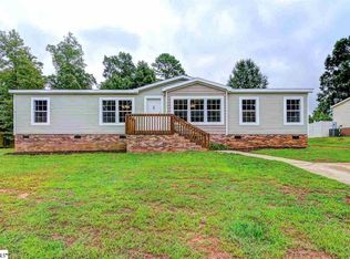 14 Raisinwood Dr, Simpsonville, SC 29681