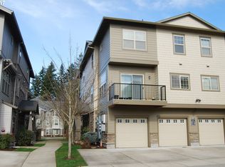 7997 NE Rockne Way, Hillsboro, OR 97006