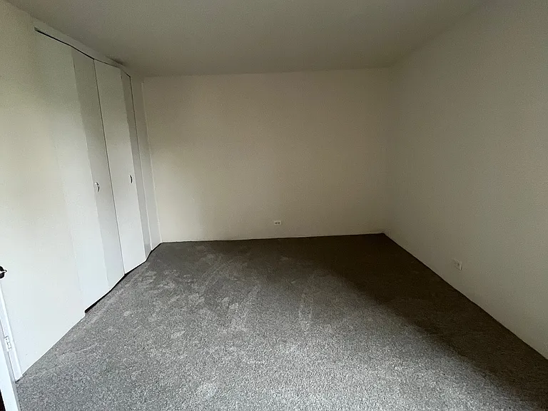 3215 Avenue H #4K — Photo 3