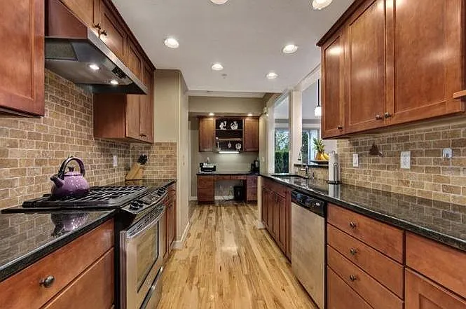 3636 SW Baird St #11 — Photo 10