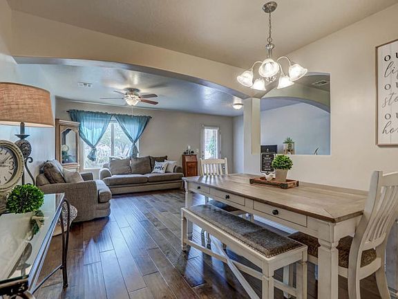 5th image of 1000 E Bluff View Dr Unit 119