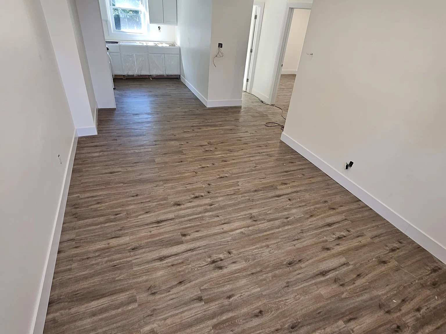 2 bed, 1000 sqft, $1,950 — Photo 3