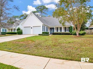 30557 Pine Ct, Daphne, AL 36527