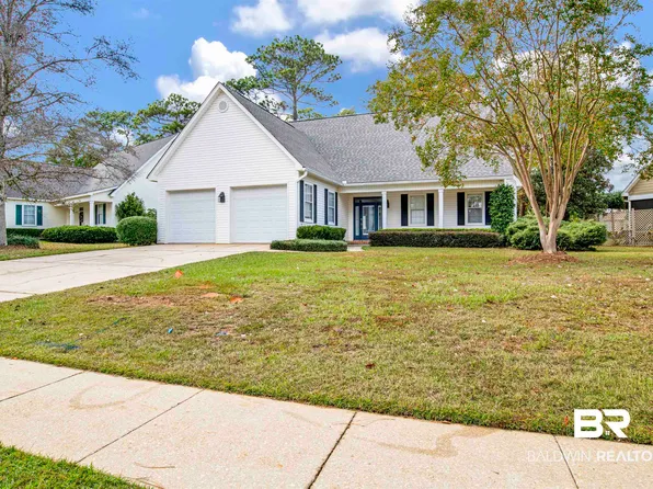 30557 Pine Ct, Daphne, AL 36527