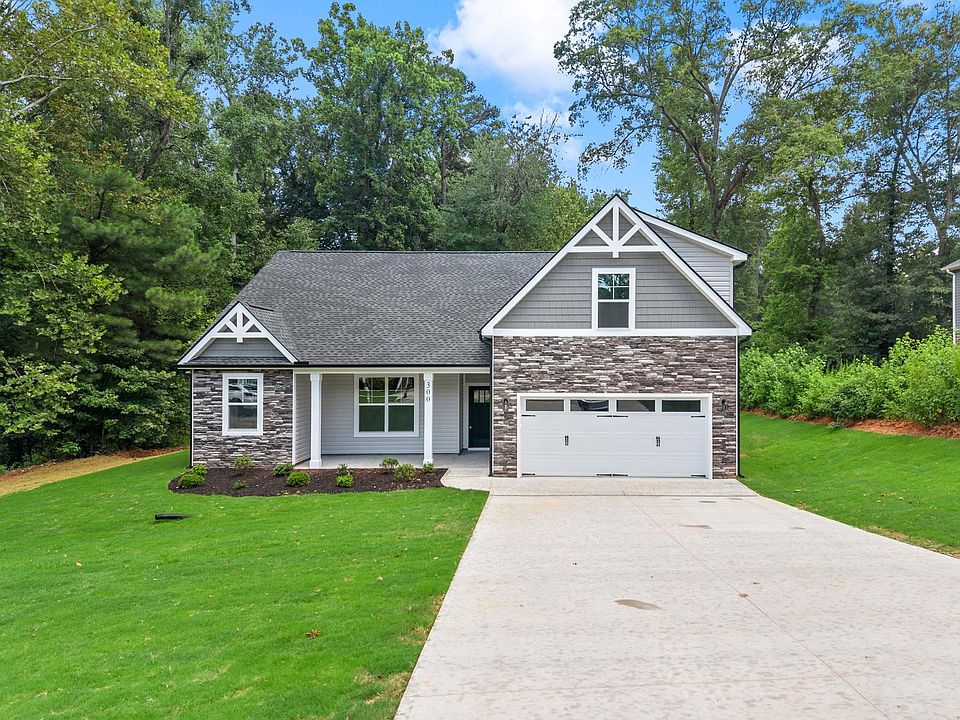 1st image of 300 Canebrake Dr