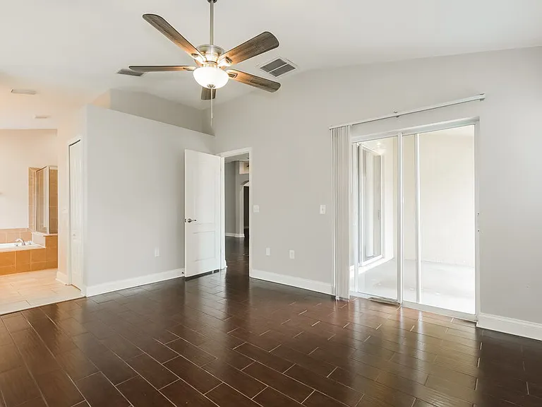 10124 Coldwater Loop — Photo 9