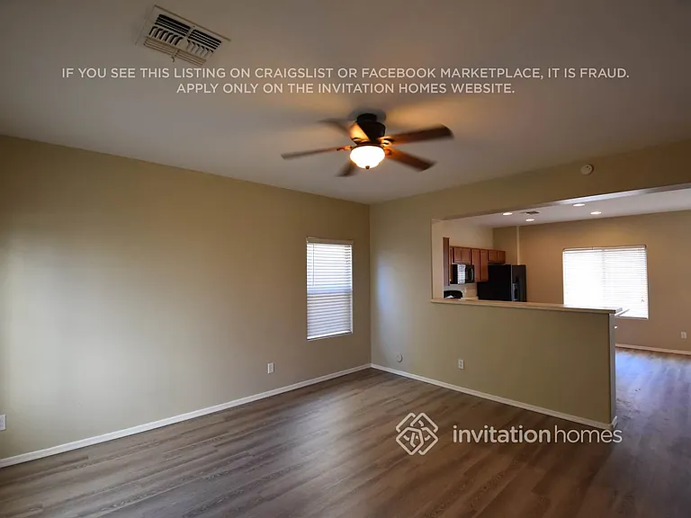 5753 W Siesta Way — Photo 3