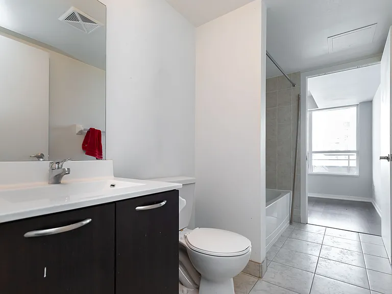 38 Joe Shuster Way — Photo 18