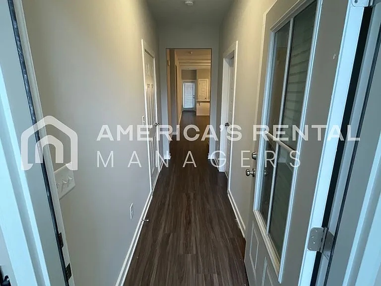 90 Cole Ln — Photo 5